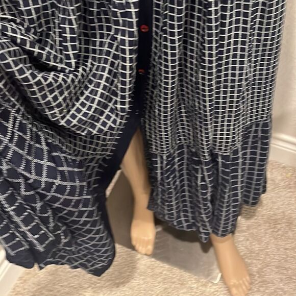 Bombay & Paisley floral and plaid tiered maxi dress - Picture 8 of 12